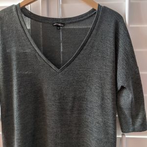 Express Tops - Heathered Sage London Tunic Tee Express Tops - Heathered Sage London Tunic Tee